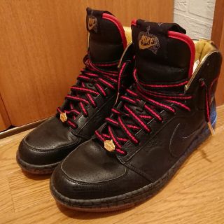 ナイキ(NIKE)の【サイズ28㌢】NIKEのスニーカー(スニーカー)