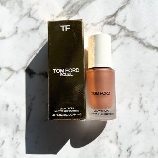 トムフォード(TOM FORD)の【新品】ソレイユ　グロウ　ドロップス 04 グレイシャルローズ(フェイスカラー)