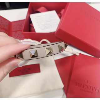 ヴァレンティノ(VALENTINO)のヴァレンティノ ブレスレット 値下げ中(ブレスレット/バングル)