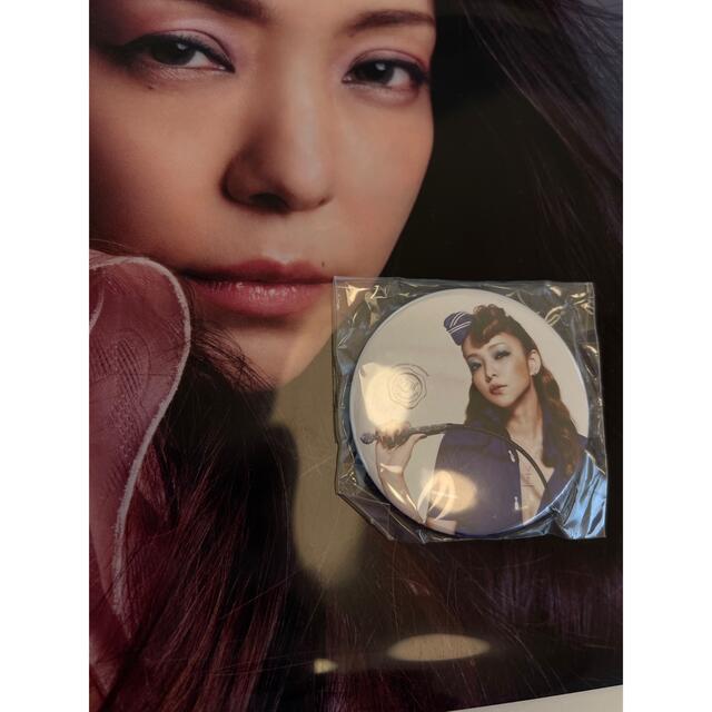 安室奈美恵 finally 缶バッジ エンタメ/ホビーのタレントグッズ(ミュージシャン)の商品写真