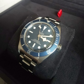 チュードル(Tudor)のひーちゃん様専用 チューダーブラックベイ58ブルー　79030B(腕時計(アナログ))