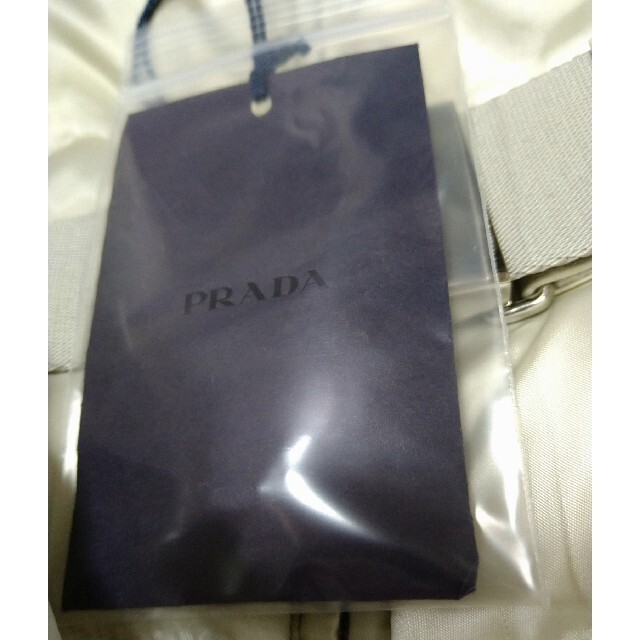 PRADA プラダ ダウンコート 売り切れ必至! hensensfreres.fr