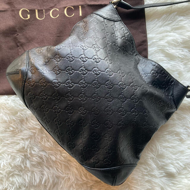 Gucci(グッチ)の保存袋付✨　グッチ　GG柄　グッチシマ　ワンショルダー　シルバー金具　型押し レディースのバッグ(ショルダーバッグ)の商品写真