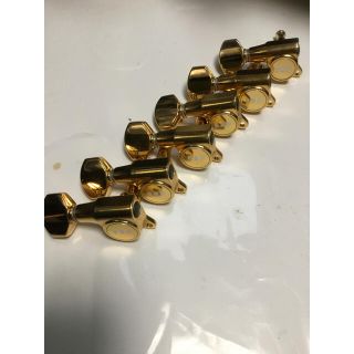 イーエスピー(ESP)のエレキギター用糸巻き(左用/GOLD)(パーツ)