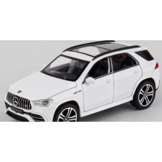 メルセデスベンツ⭐️ AMG GLE 63S 1/32スケール　ミニカー　白(電車のおもちゃ/車)