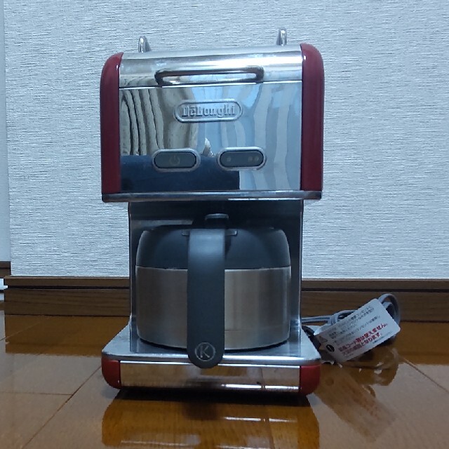 DeLonghi(デロンギ)のデロンギ　コーヒーメーカー スマホ/家電/カメラの調理家電(コーヒーメーカー)の商品写真