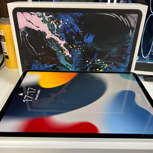 iPad(アイパッド)の【極美品】iPad Pro11【Wi-Fi＋セルラー】SIMフリー64GB スマホ/家電/カメラのPC/タブレット(タブレット)の商品写真