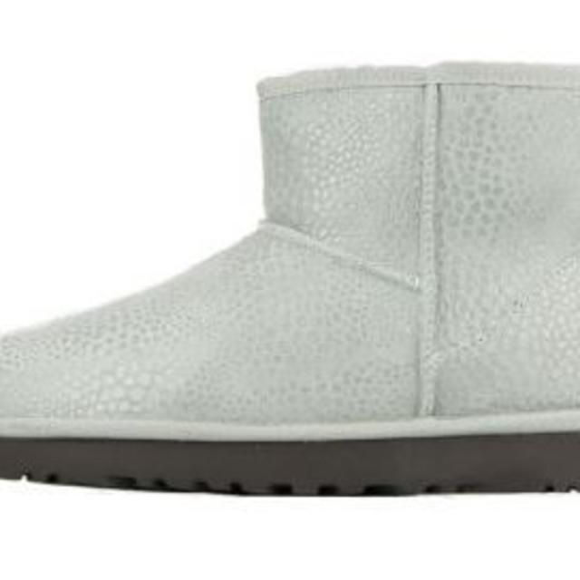 UGG(アグ)の新品 UGG CLASSIC MINI GLITZY アグ GRAY 7(24) レディースの靴/シューズ(ブーツ)の商品写真