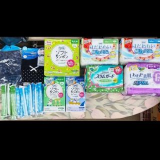 【新品】生理用品 ショーツ タンポン ナプキン まとめ売り【未開封】(日用品/生活雑貨)