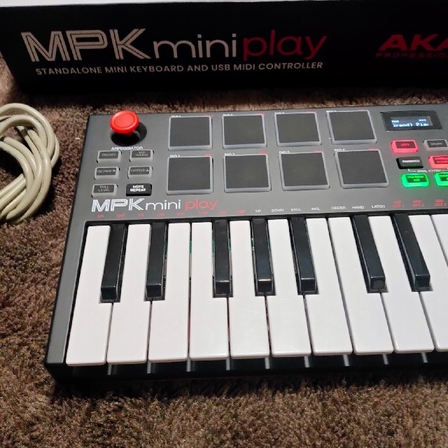 AKAI MPK mini play 楽器のDTM/DAW(MIDIコントローラー)の商品写真