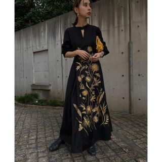 Ameri VINTAGE - MADELYN EMBROIDERY DRESS Mサイズ