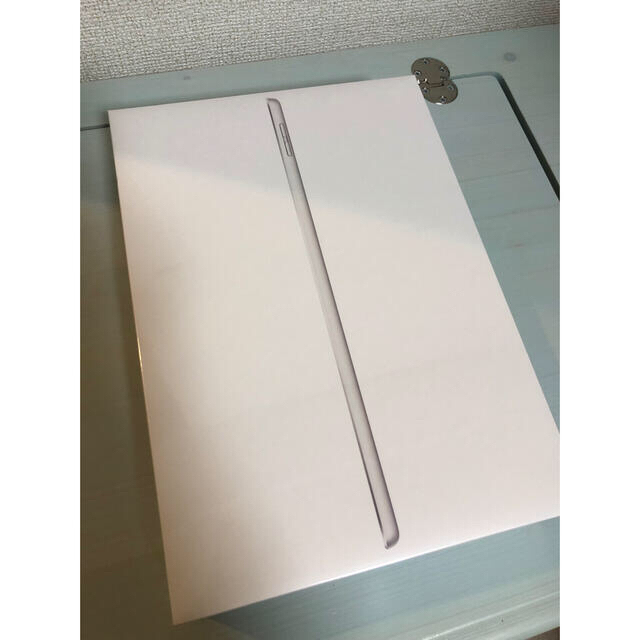 iPad   MK2L3J/A 第9世代　10.2型　2021年秋モデル 1