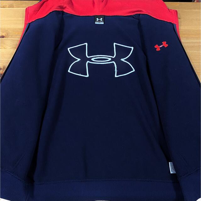 UNDER ARMOUR(アンダーアーマー)のUNDER ARMOUR アンダーアーマー ビッグロゴ ジップアップフーディ メンズのトップス(パーカー)の商品写真