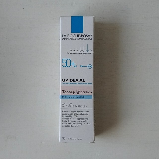 LA ROCHE-POSAY(ラロッシュポゼ)の新品　ラロッシュポゼ　トーンアップライト コスメ/美容のベースメイク/化粧品(化粧下地)の商品写真