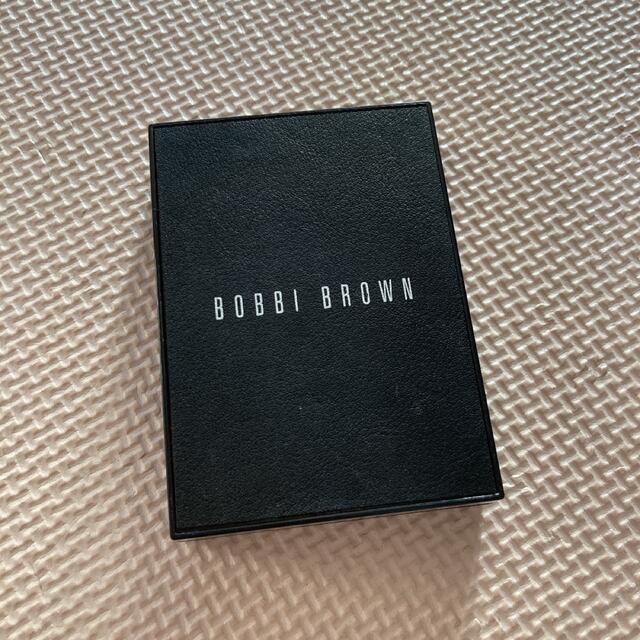 BOBBI BROWN(ボビイブラウン)のボビイブラウン　BOBBI BROWN　アイシャドウ　パレット　ボビーブラウン コスメ/美容のベースメイク/化粧品(アイシャドウ)の商品写真