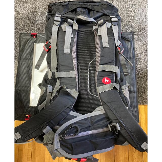 MARMOT(マーモット)のMarmot マーモット Intense30 バックパック 貴重廃番レア未使用品 スポーツ/アウトドアのアウトドア(登山用品)の商品写真