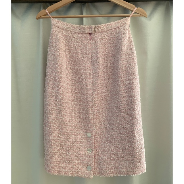 CHANEL(シャネル)のCHANEL ピンク ツイード タイトスカート レディースのスカート(ひざ丈スカート)の商品写真