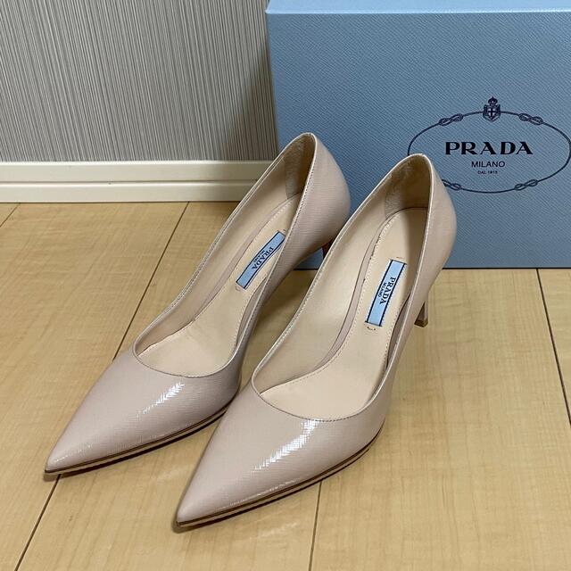 PRADA(プラダ)のプラダ　パンプス　36 1/2 ベージュ レディースの靴/シューズ(ハイヒール/パンプス)の商品写真