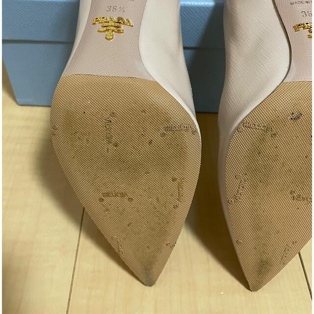 PRADA(プラダ)のプラダ　パンプス　36 1/2 ベージュ レディースの靴/シューズ(ハイヒール/パンプス)の商品写真