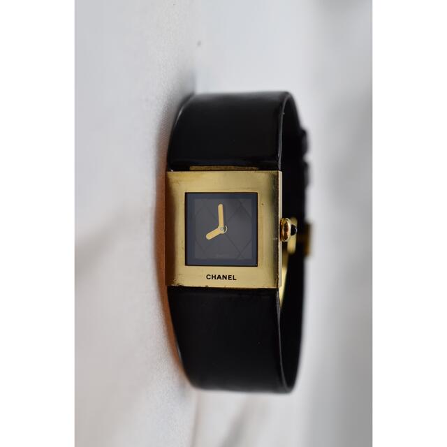 CHANEL(シャネル)の CHANEL シャネル マトラッセ 18K/750 レディース 腕時計ゴールド レディースのファッション小物(腕時計)の商品写真