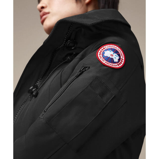 CANADAGOOSE  MONTEBELLO PARKA ブラック レディースのジャケット/アウター(ダウンジャケット)の商品写真