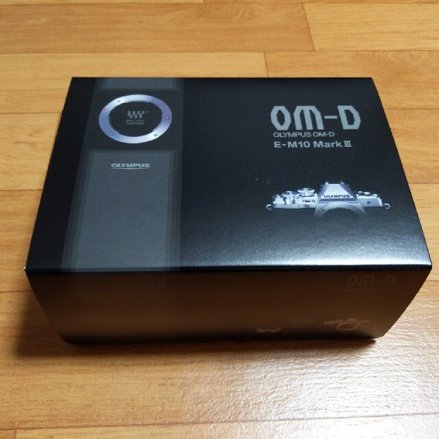 OLYMPUS ミラーレス一眼カメラ OM-D E-M10 Mark 3