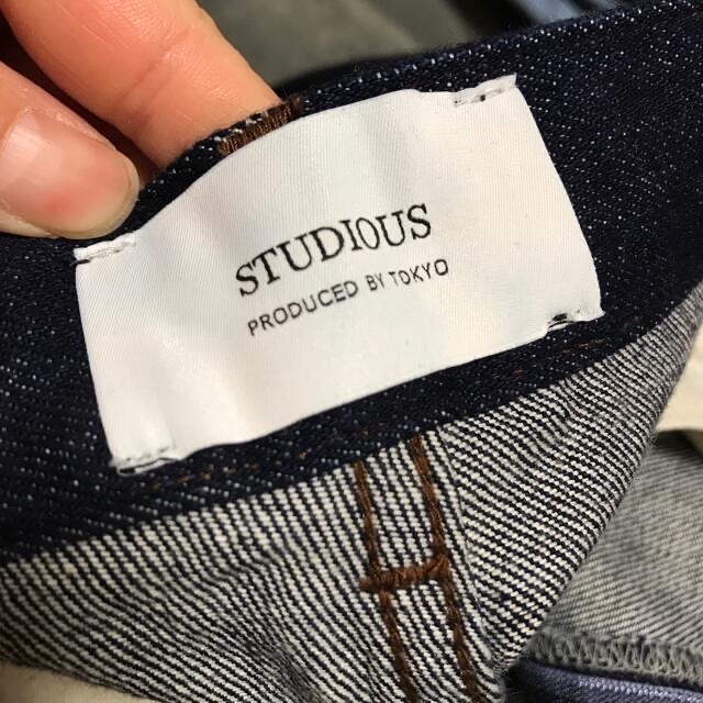 STUDIOUS(ステュディオス)のSTUDIOUS 田中亜希子コラボ ウエストラップワイドデニム レディースのパンツ(デニム/ジーンズ)の商品写真