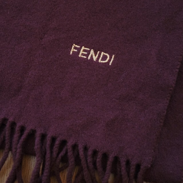 最終値下げ!!　FENDI　マフラー