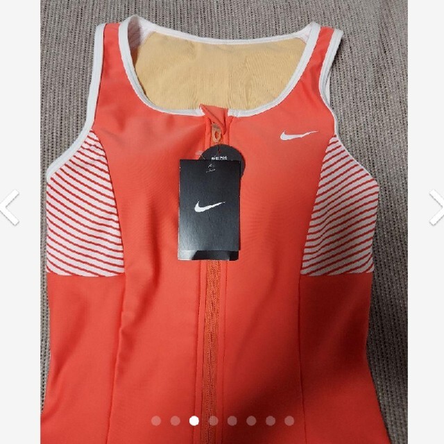 NIKE(ナイキ)の新品 ナイキ NIKE ベーシックセパレーツ水着 レディースフィットネス水着 レディースの水着/浴衣(水着)の商品写真