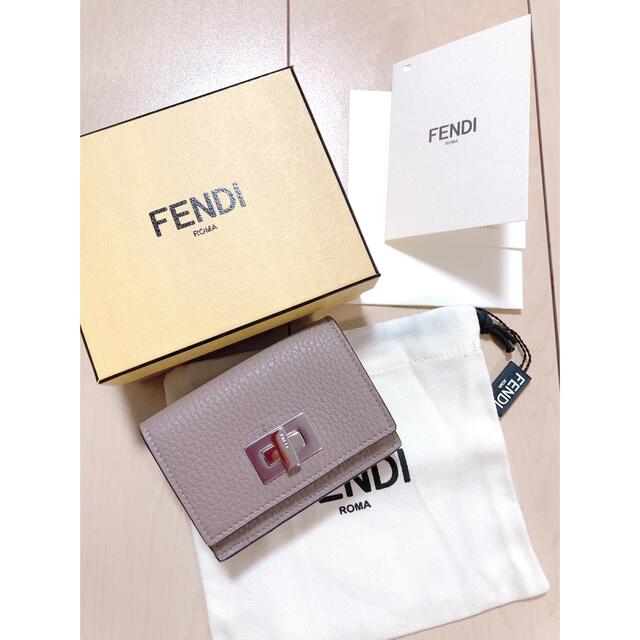 FENDI 折り財布　コンパクト⭐︎