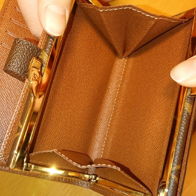LOUIS VUITTON(ルイヴィトン)のちな様専用　ルイヴィトン　LOUISVUITTONポルトフォイユ ヴィエノワ財布 レディースのファッション小物(財布)の商品写真