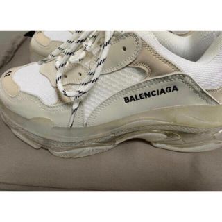 バレンシアガ(Balenciaga)の【最終値下げ】BALENCIAGA TRIPLE S バレンシアガ 42(スニーカー)