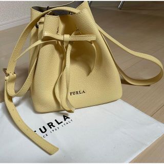 フルラ(Furla)のフルラFURLAショルダーバッグ　巾着　コスタンザ　イエロー(ショルダーバッグ)