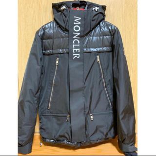 モンクレール(MONCLER)のモンクレール　ダウン(ダウンジャケット)