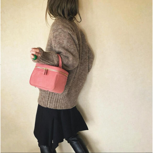 BEAUTY&YOUTH UNITED ARROWS(ビューティアンドユースユナイテッドアローズ)のchiiiibag スウェード　バニティ レディースのバッグ(ハンドバッグ)の商品写真