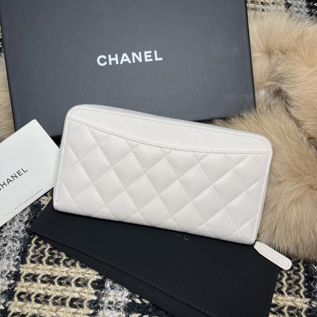 CHANEL(シャネル)の極美品！31番台★CHANEL キャビアスキン　マトラッセ★ラウンドジップ長財布 レディースのファッション小物(財布)の商品写真