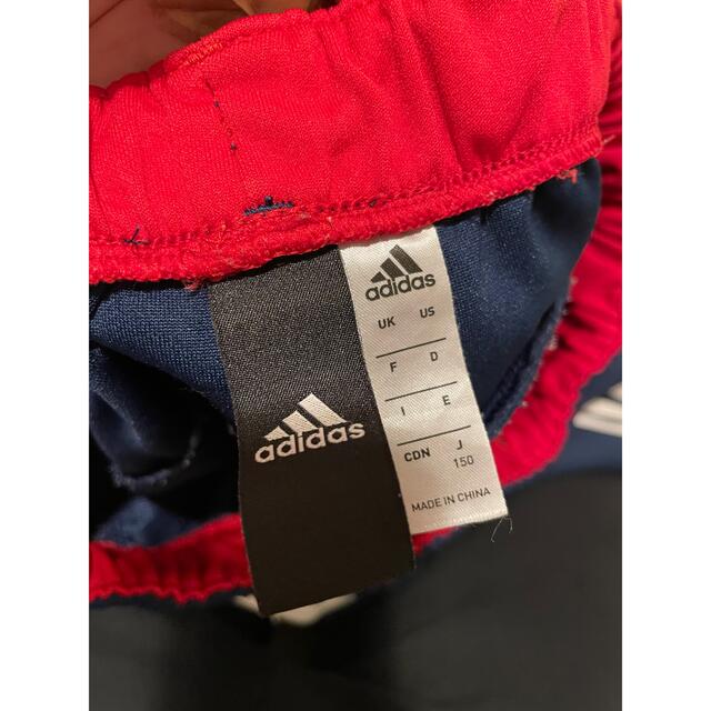 adidas(アディダス)のadidas ジャージ　パンツ　サイズ150 キッズ/ベビー/マタニティのキッズ服男の子用(90cm~)(パンツ/スパッツ)の商品写真