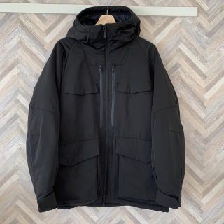 WHITE MOUNTAINEERING - 値下げ‼️UNIQLO× ホワイトマウンテニアリング
