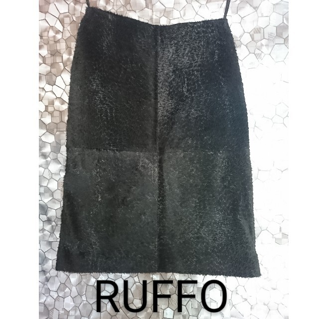 RUFFO(ルッフォ)のRYFFO　レザースカート レディースのスカート(ひざ丈スカート)の商品写真