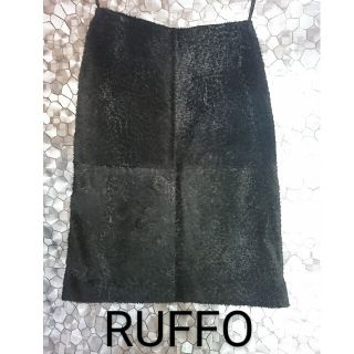 ルッフォ(RUFFO)のRYFFO　レザースカート(ひざ丈スカート)