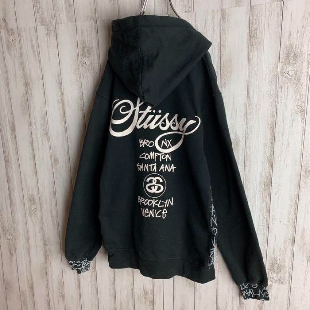 STUSSY - 【即完売デザイン】ステューシー☆バックプリント パーカー ...