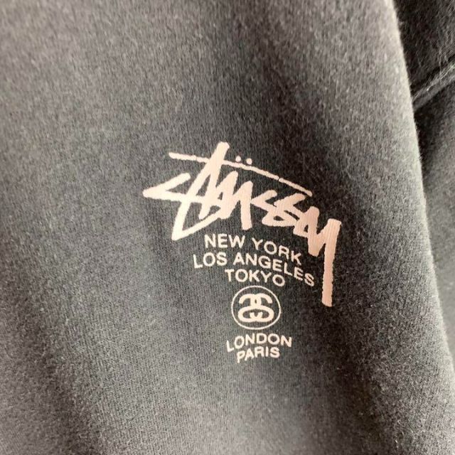 STUSSY - 【即完売デザイン】ステューシー☆バックプリント パーカー