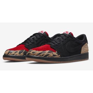 ナイキ(NIKE)のエアジョーダン1 LOW x ソールフライBlack and Sport Red(スニーカー)