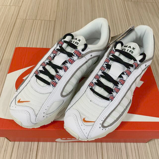 NIKE   エアマックス　TAILWIND