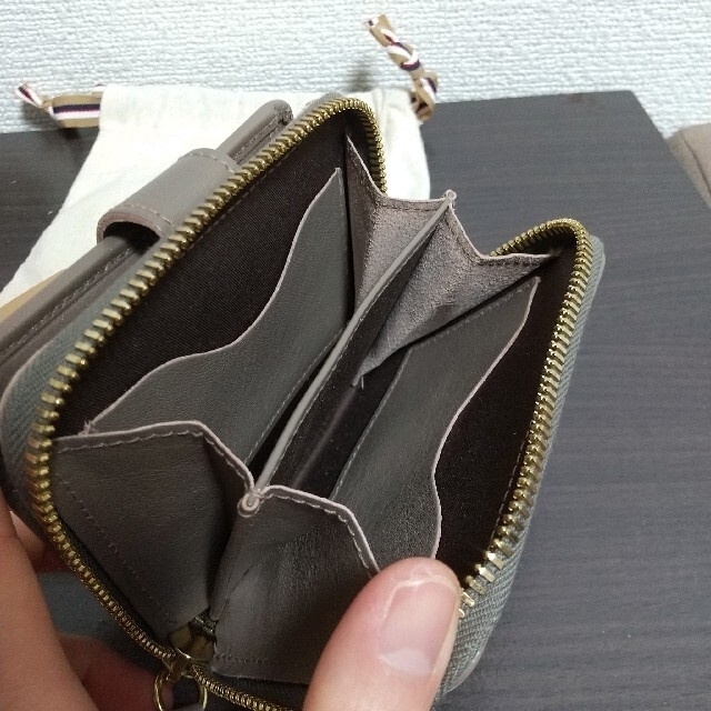 新品 イルビゾンテ 本革 レザー ラウンド ウォレット 財布 グレー