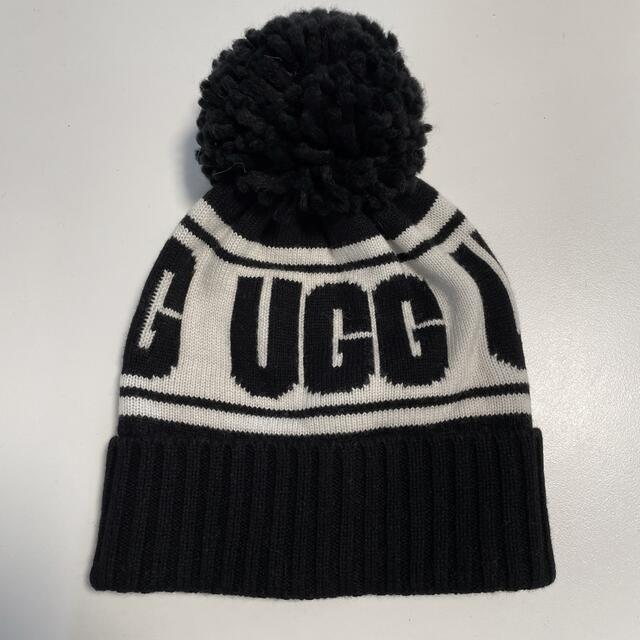 UGG(アグ)ののあさん専用！UGG ニット帽　定価7700円 レディースの帽子(ニット帽/ビーニー)の商品写真