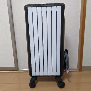 デロンギ(DeLonghi)の【しみ様専用】デロンギ マルチダイナミックヒーターMDH09-BK(オイルヒーター)