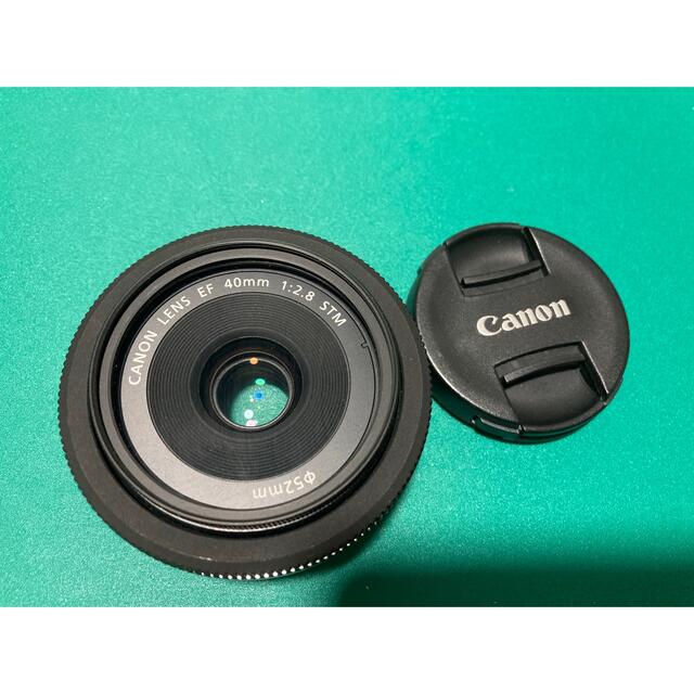 Canon(キヤノン)のCanon EF40mm f2.8stm スマホ/家電/カメラのカメラ(レンズ(単焦点))の商品写真
