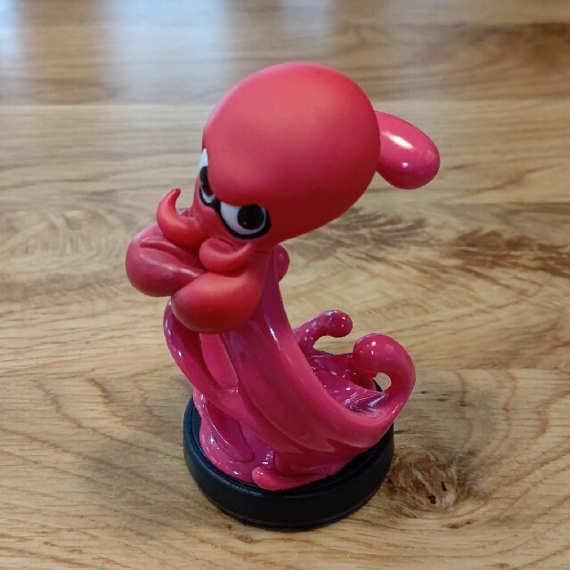 任天堂(ニンテンドウ)のスプラトゥーン amiibo アミーボ 任天堂 Switch スイッチ エンタメ/ホビーのゲームソフト/ゲーム機本体(その他)の商品写真