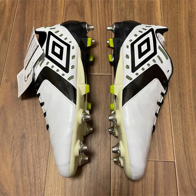 UMBRO ユーメデューサⅡプロSG UU2LIA10WH 取替式スタッド 26